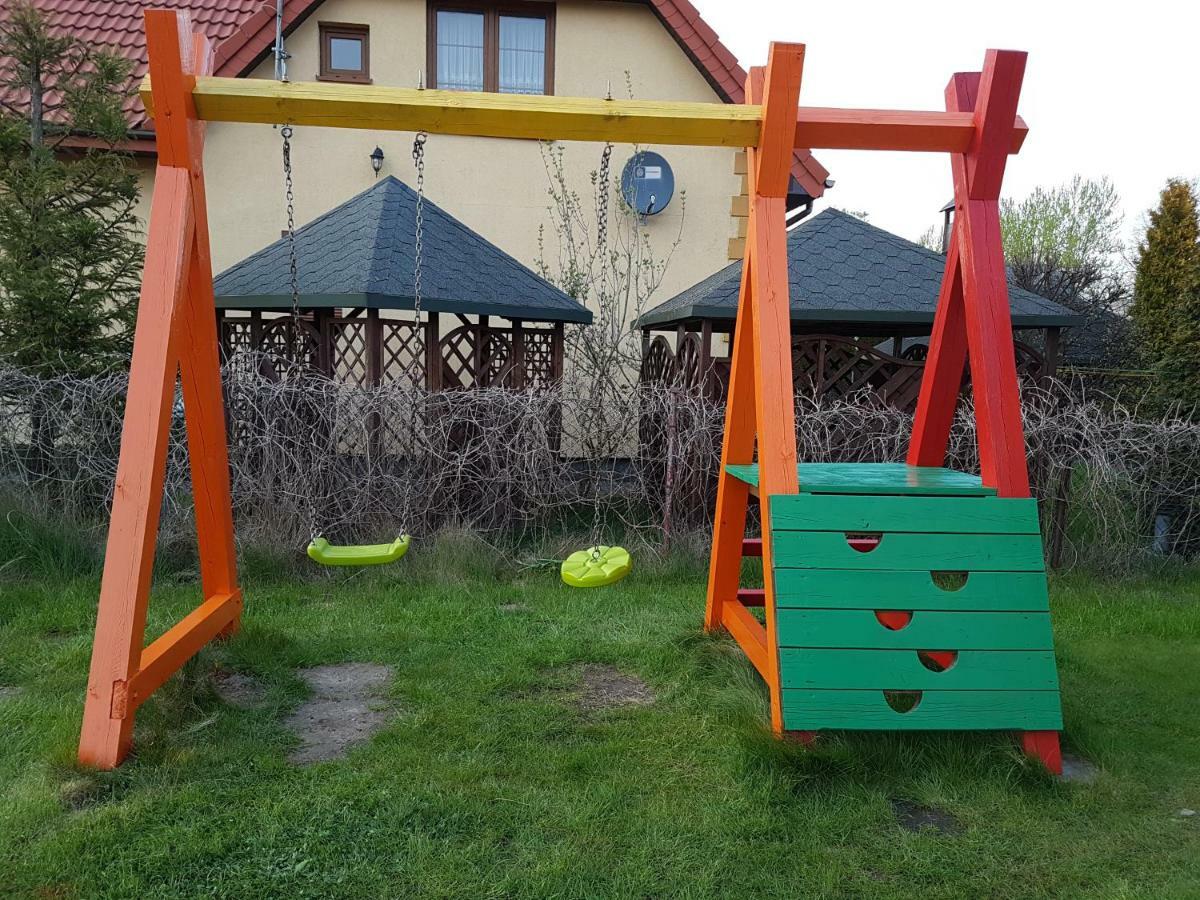 Cztery Pory Roku Villa Sarbinowo Exterior foto